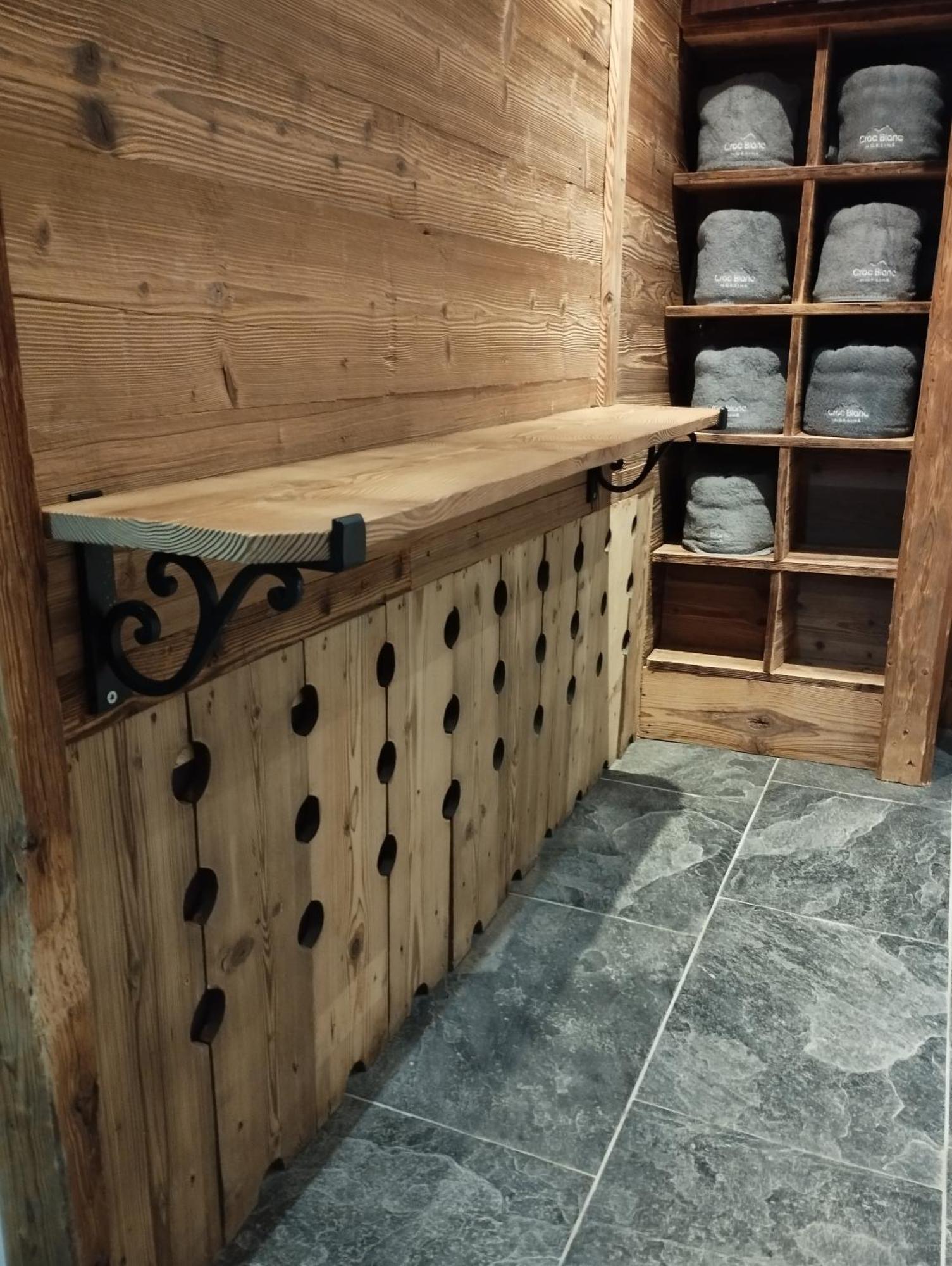 Guest Hypercenter Hot Tubs - Sauna & Mtb Storage *
