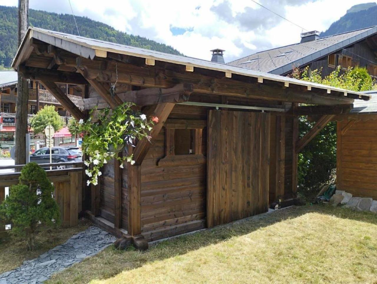 Guest Hypercenter Hot Tubs - Sauna & Mtb Storage Chalet